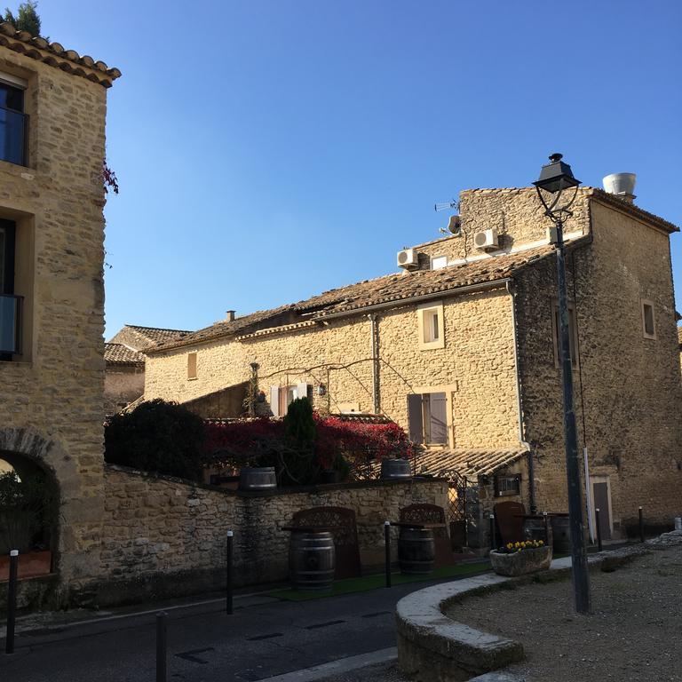 Le Vieux Bistrot Hotel Cabrieres-d'Avignon Exterior photo