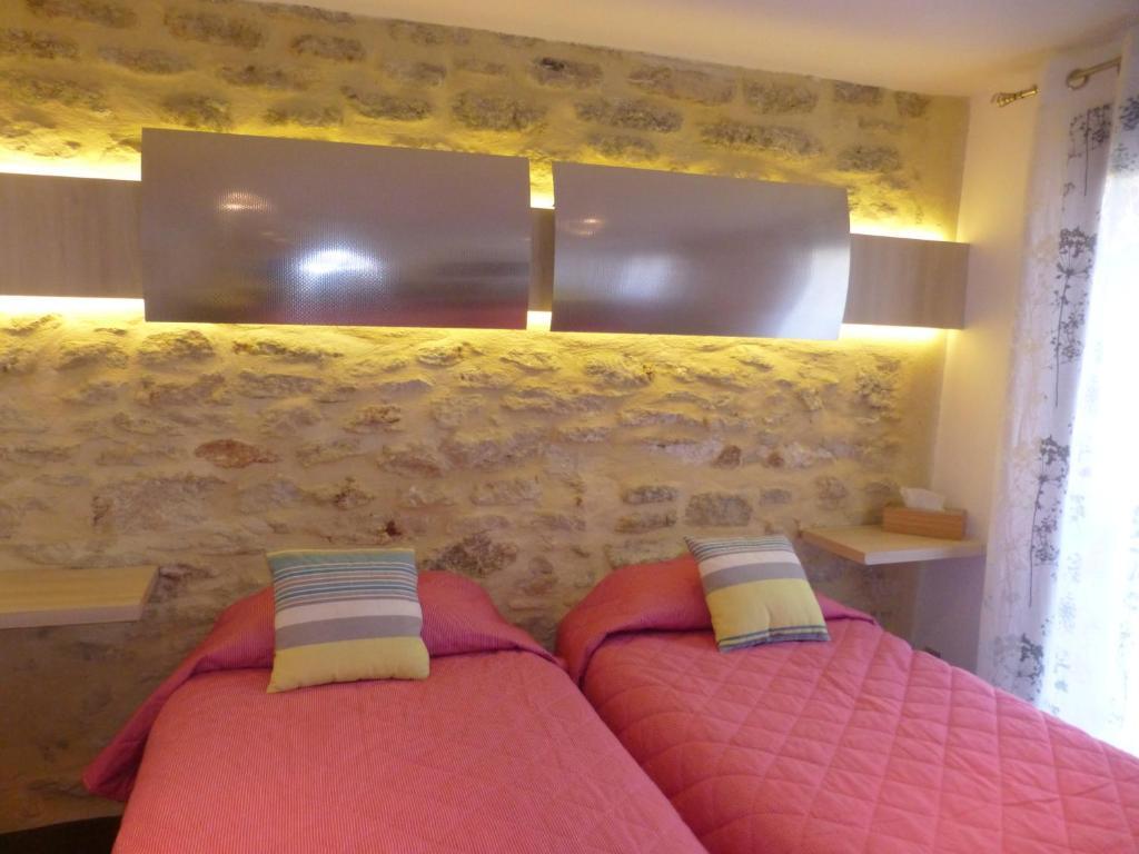 Le Vieux Bistrot Hotel Cabrieres-d'Avignon Room photo